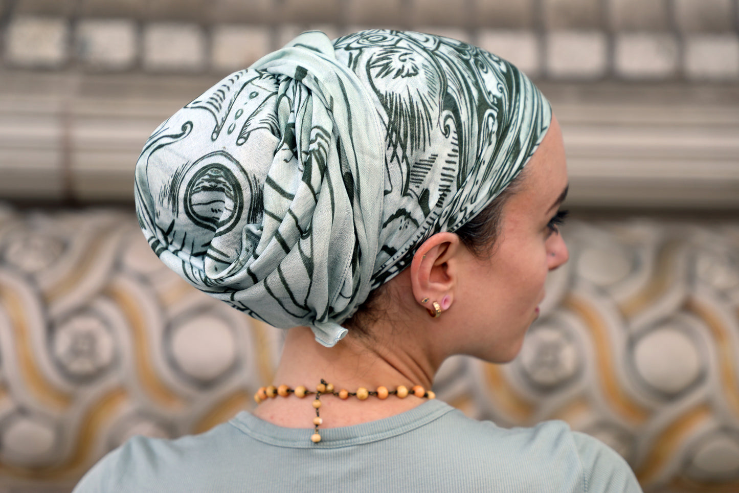 PaniEl scarf