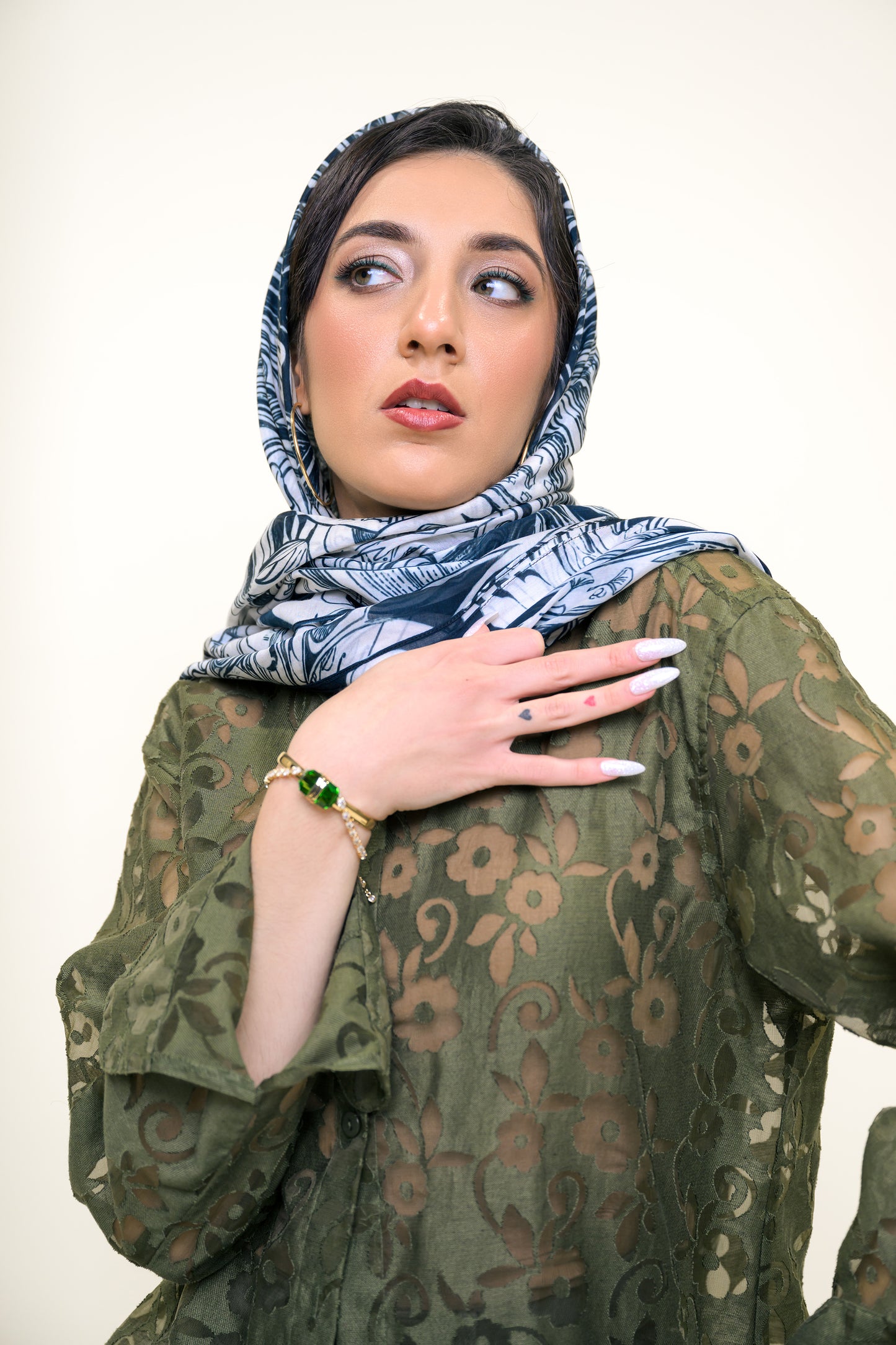 Crown Scarf
