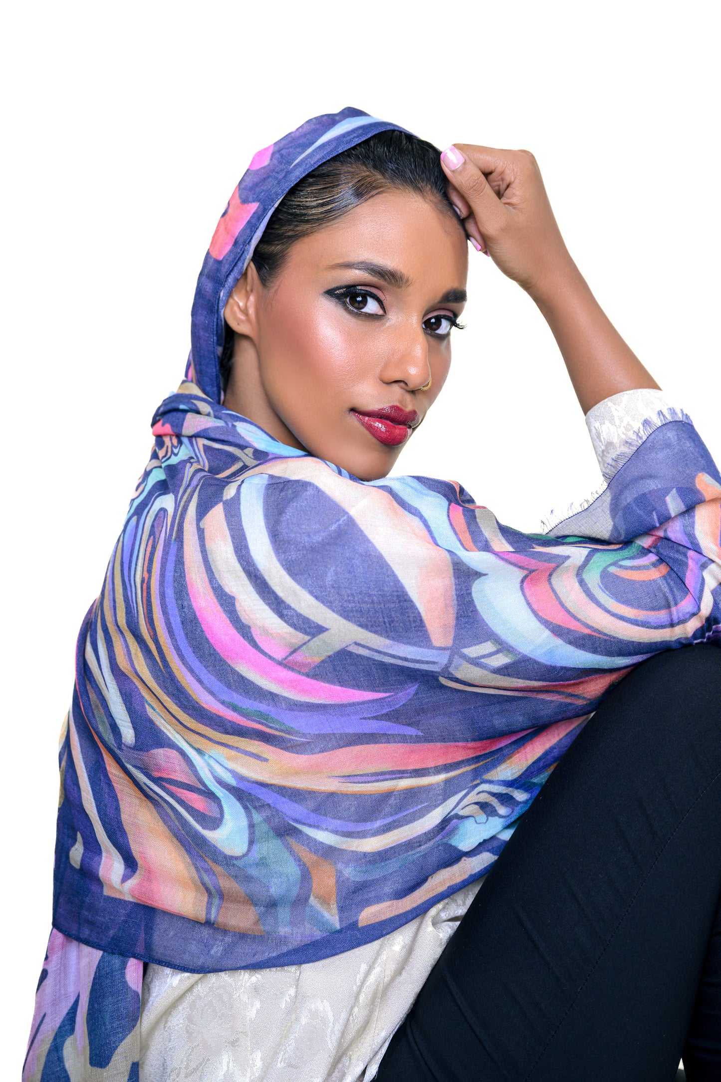 Ascending scarf